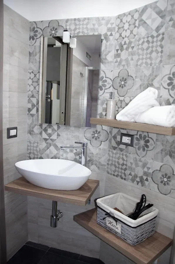 Apartament La Casa Di Karola Katania
