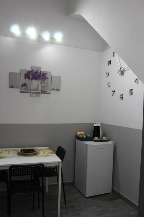 Apartament La Casa Di Karola Katania