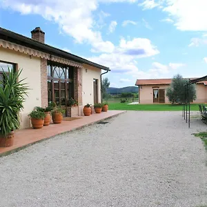 la-pulledraia-del-podere-montegrappa.it-tuscanyhotel.com/