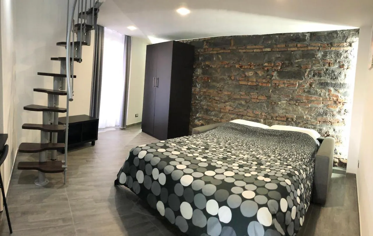 Appartamento La Casa di Karola Aeroporto di Catania Fontana Rossa 0*,  Italia