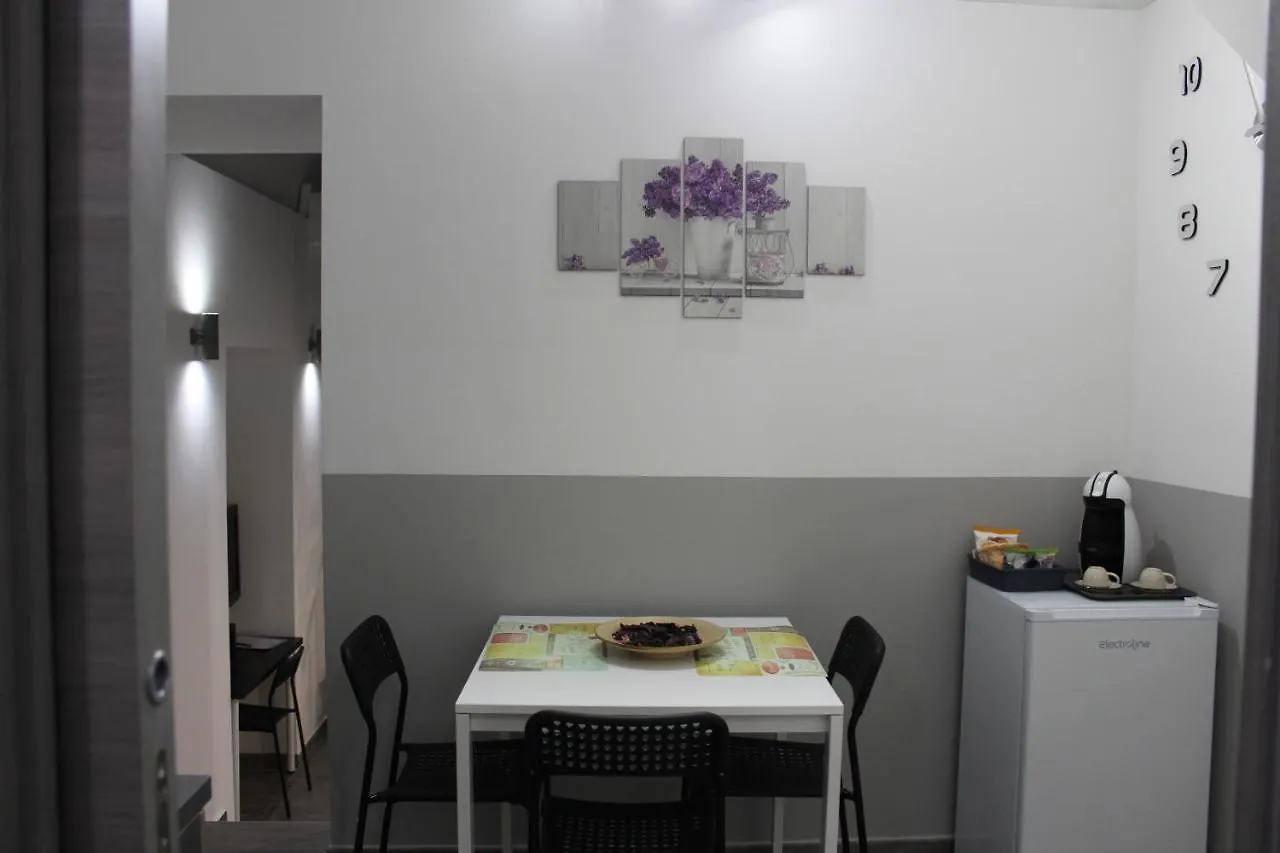 Appartamento La Casa di Karola Aeroporto di Catania Fontana Rossa